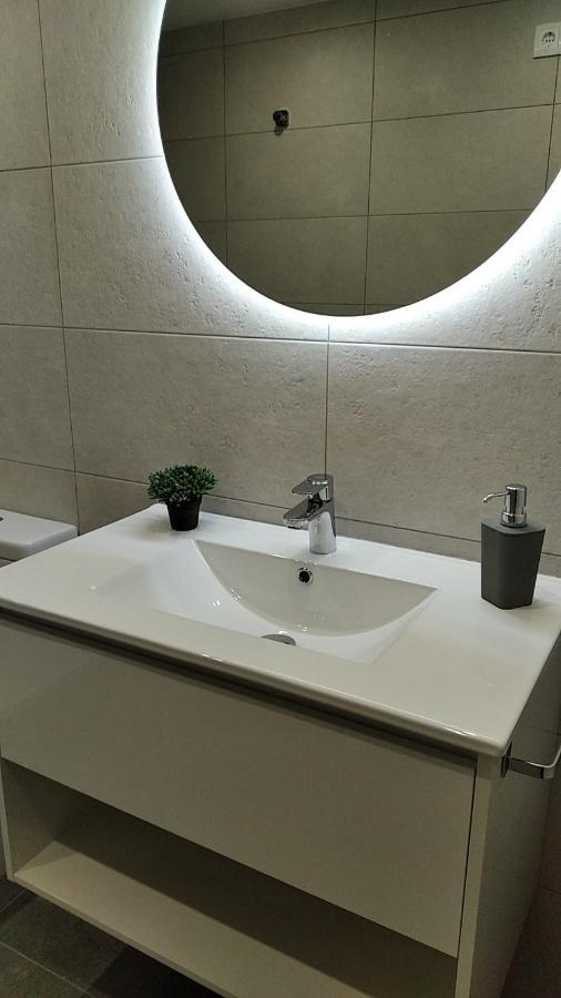 Appartement Beachfront In Poniente *